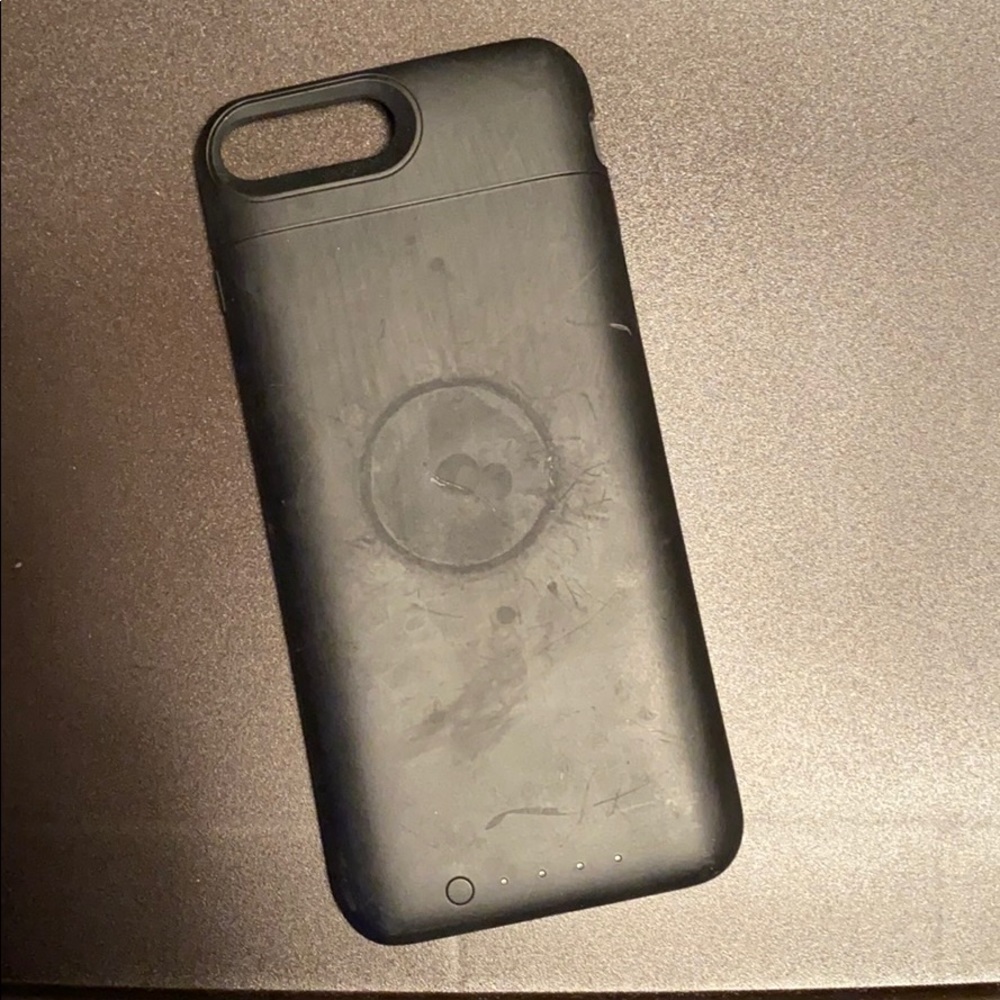 iphone 7+ mophie charging case